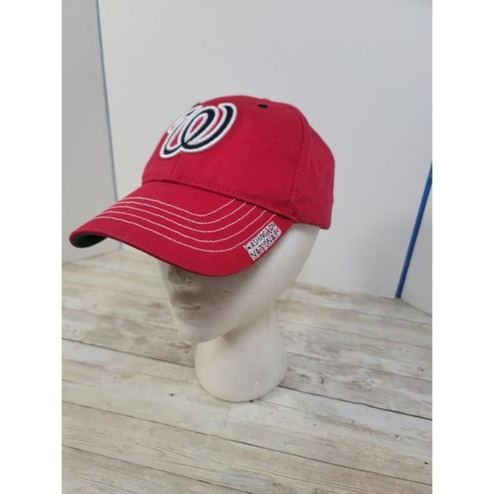 Washington Nationals Strapback Hat Embroidered Logo Red Fan Favorite General Mer